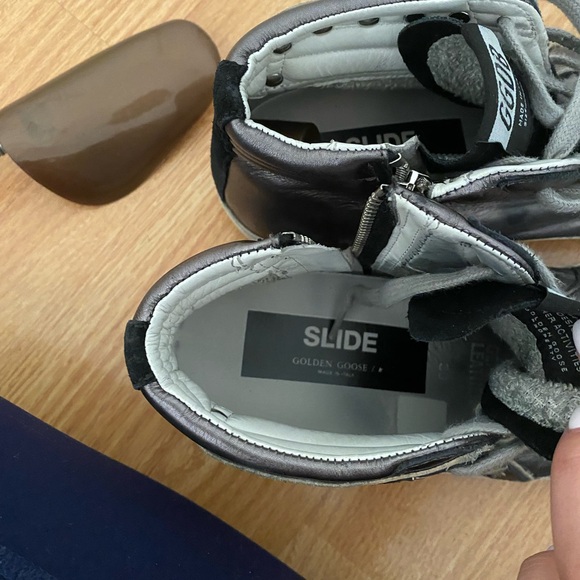 Golden Goose Gray and Black Slide Classic Sneakers - Picture 8 of 9